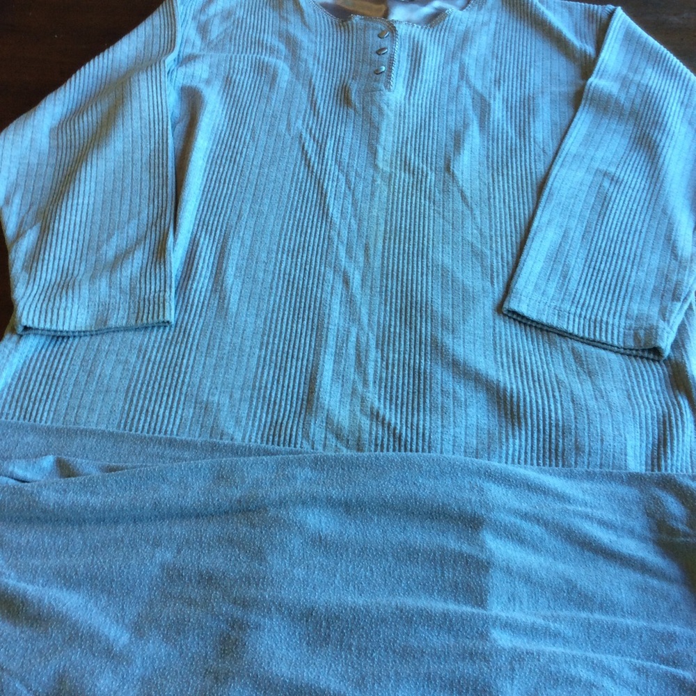 Cherokee size medium ladies pajama set